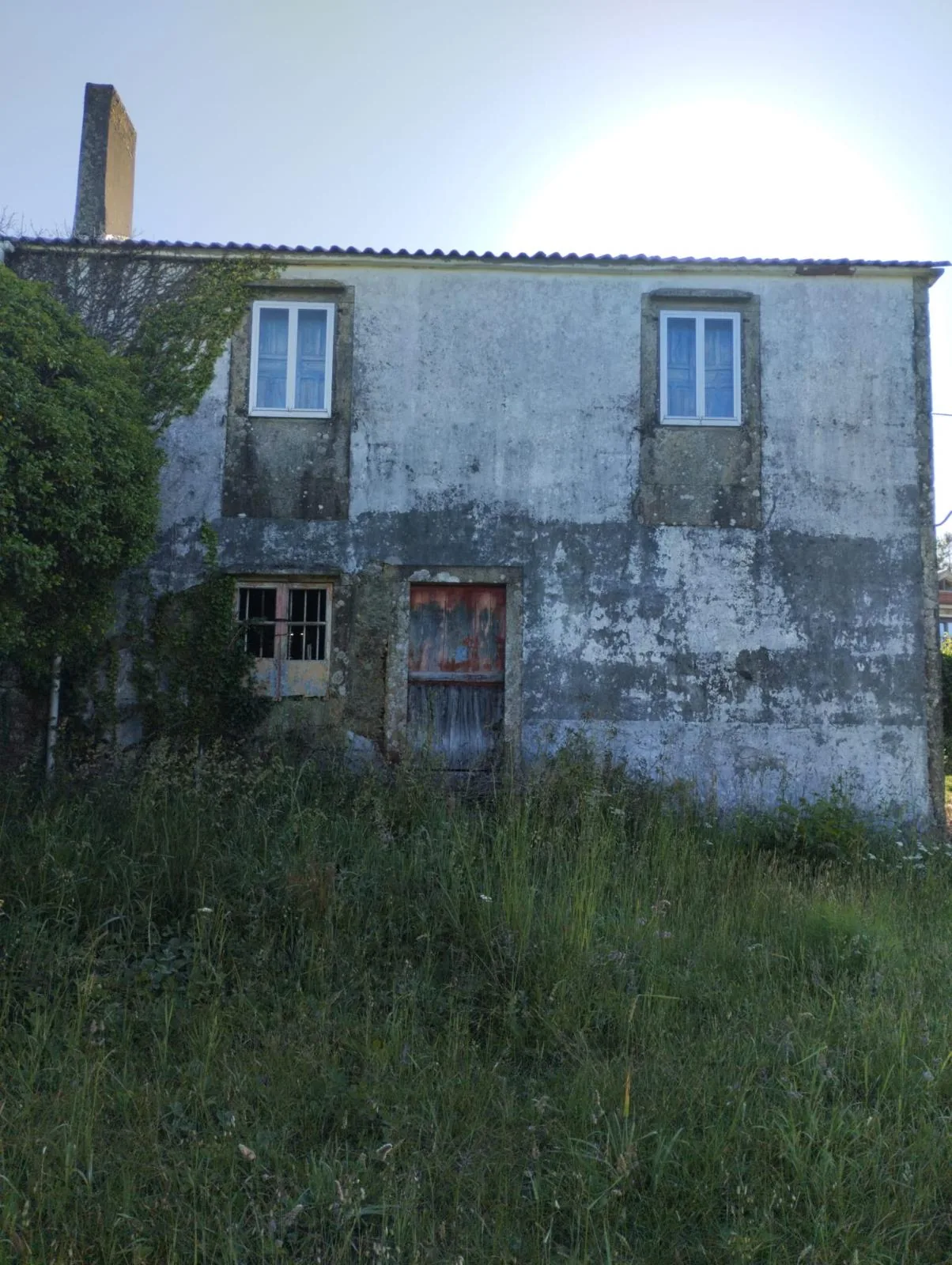 Casa rústica de piedra en Val do Dubra