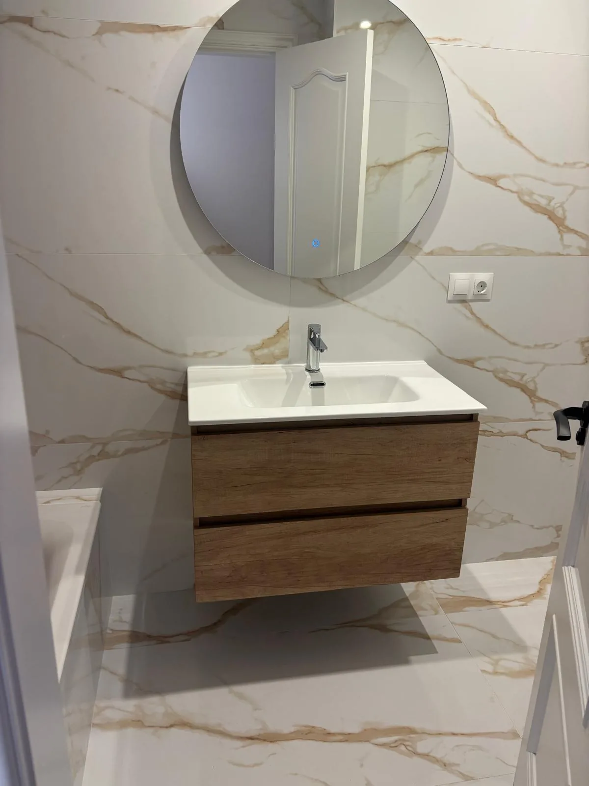 Piso reformado en venta en Rúa Manuel María, Carballo