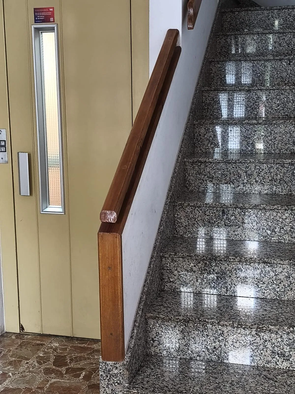 Piso reformado en venta en Santa Comba