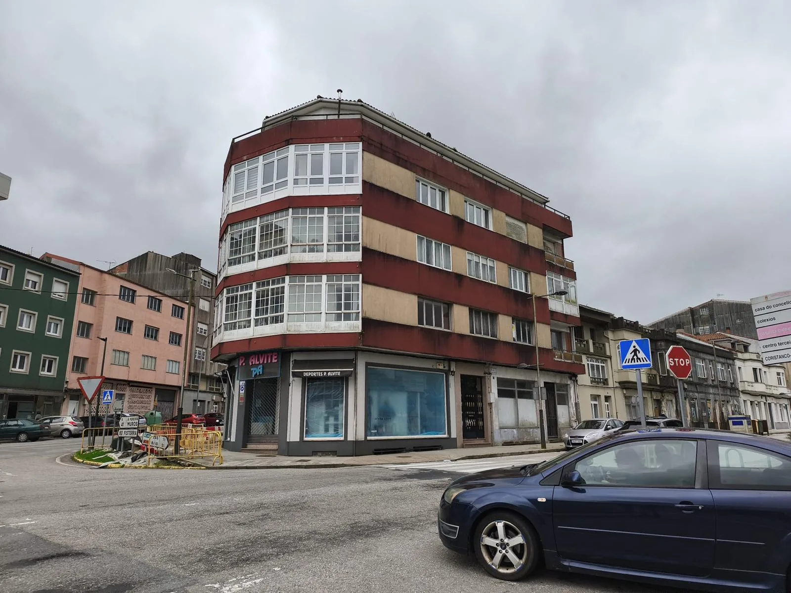 Piso reformado en venta en Santa Comba
